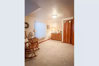 417 New Castle Rd, Twp of But NW, PA 16001 - Photo 38