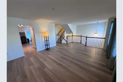 280 Broadstone Dr, Adams Township, PA 16046 - Photo 6