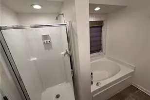 280 Broadstone Dr, Adams Township, PA 16046 - Photo 18