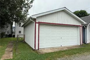 417 Fairmont St, Latrobe, PA 15650 - Photo 18