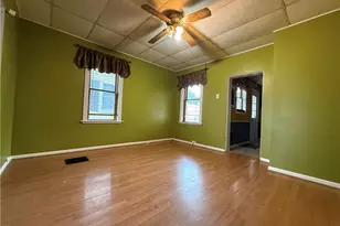 417 Fairmont St, Latrobe, PA 15650 - Photo 6