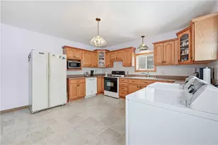 495 E Jamestown Rd, Greene Township, PA 16125 - Photo 30