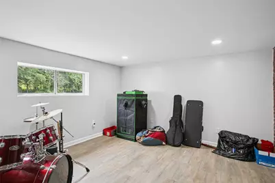 6601 Library Rd, South Park, PA 15129 - Photo 28