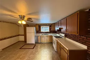 1014 5th St, Cowanshanock Township, PA 16244 - Photo 6