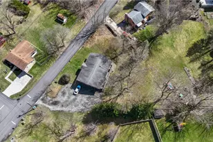 206 Downes Rd, Hempfield Township, PA 15601 - Photo 22