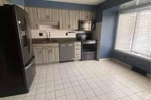 121 Glenwood Dr, Monroeville, PA 15146 - Photo 10