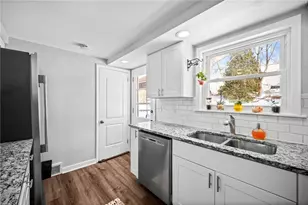 200 Wayne St, Baden, PA 15005 - Photo 12