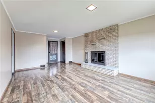 1212 Mountain View Dr, Unity Township, PA 15601 - Photo 16