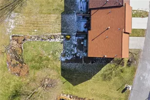 401 Maywood Dr, Bethel Park, PA 15102 - Photo 34