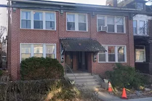 5726 Howe St, Pittsburgh, PA 15232 - Photo 1