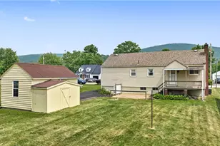 157 Elizabeth St, South Union Township, PA 15445 - Photo 2
