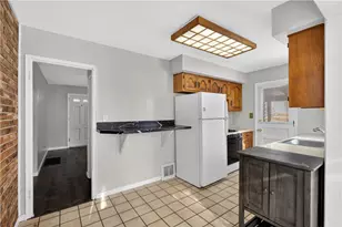 3284 Beechdale St, Pittsburgh, PA 15227 - Photo 10