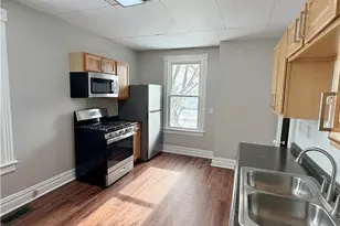 306 E Wallace Ave, New Castle, PA 16101 - Photo 6