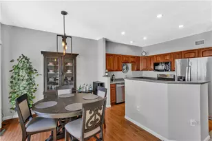 112 Southern Valley Ct, Adams Township, PA 16046 - Photo 12