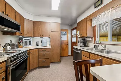 769 Clarksville Rd, Hermitage, PA 16148 - Photo 6