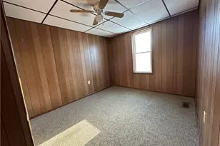 719 Stella St, Jeannette, PA 15644 - Photo 10