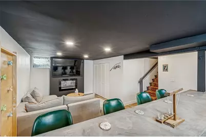 811 W Newton Rd, Greensburg, PA 15601 - Photo 22