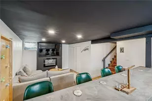 811 W Newton Rd, Greensburg, PA 15601 - Photo 22