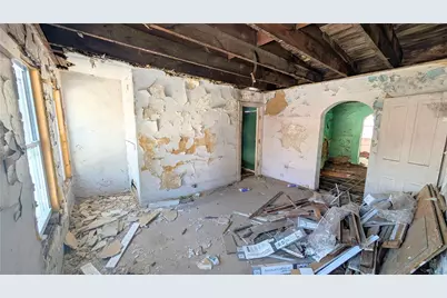 223 Lombard St, Pittsburgh, PA 15219 - Photo 6