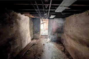 223 Lombard St, Pittsburgh, PA 15219 - Photo 12