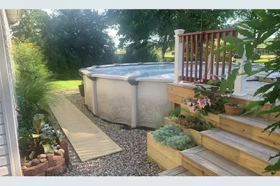 3037 E Main St, West Middlesex Boro, PA 16159 - Photo 32