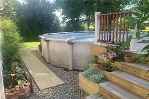 3037 E Main St, West Middlesex Boro, PA 16159 - Photo 32