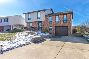 173 Mary Ellen Dr, North Versailles, PA 15137 - Photo 2
