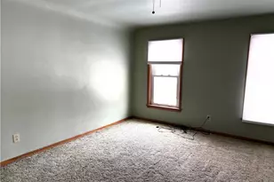 215 W Park St, Hermitage, PA 16148 - Photo 12