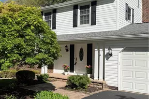 52 Greenview Dr, Hempfield Township, PA 15644 - Photo 2