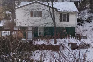 132 Leneake St, Turtle Creek, PA 15145 - Photo 2