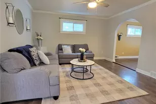 496 7th Ave, Moon/Crescent Twp, PA 15108 - Photo 6