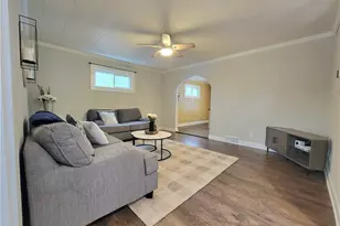 496 7th Ave, Moon/Crescent Twp, PA 15108 - Photo 6