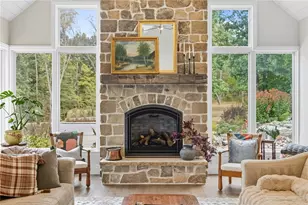 5056 Bear Run Rd, Cranberry Township, PA 16066 - Photo 8