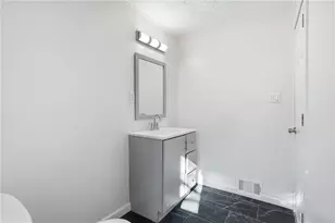 2923 Frederick St, Pittsburgh, PA 15212 - Photo 18