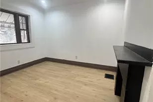 5112 Chaplain Wy, Pittsburgh, PA 15207 - Photo 2