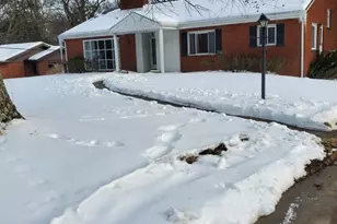 3506 Ridgewood Dr, Pittsburgh, PA 15235 - Photo 2