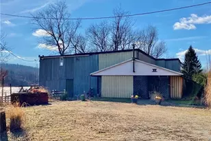 2092 John St, Forward Township, PA 15063 - Photo 8