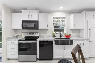 318 Meadowbrook Rd, Hermitage, PA 16148 - Photo 8