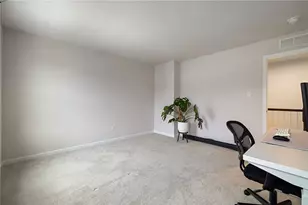 202 Dana Dr, Pittsburgh, PA 15143 - Photo 34