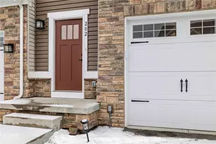 202 Dana Dr, Pittsburgh, PA 15143 - Photo 2