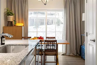 202 Dana Dr, Pittsburgh, PA 15143 - Photo 16