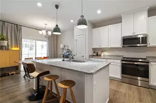 202 Dana Dr, Pittsburgh, PA 15143 - Photo 12