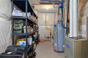 202 Dana Dr, Pittsburgh, PA 15143 - Photo 42