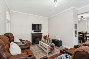 421 Wayne Ave, Ellwood City, PA 16117 - Photo 8