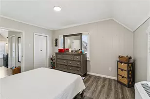 421 Wayne Ave, Ellwood City, PA 16117 - Photo 12