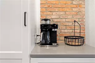 31 Harrison St, Pittsburgh, PA 15205 - Photo 8