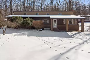 2184 Whites Hill Rd, Hempfield Township, PA 15601 - Photo 1