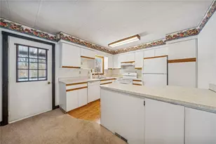 2184 Whites Hill Rd, Hempfield Township, PA 15601 - Photo 4