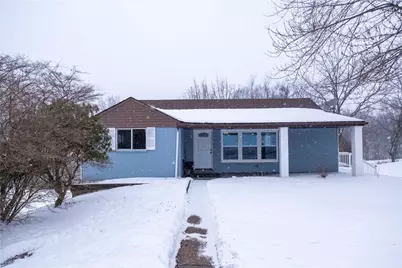 1020 Roosevelt Way, New Alexandria, PA 15670 - Photo 1