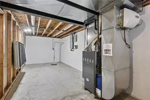 3233 Greentree Cir, Neshannock Township, PA 16105 - Photo 34